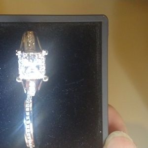 Set oFEngagement Ring 14k white Gold!!